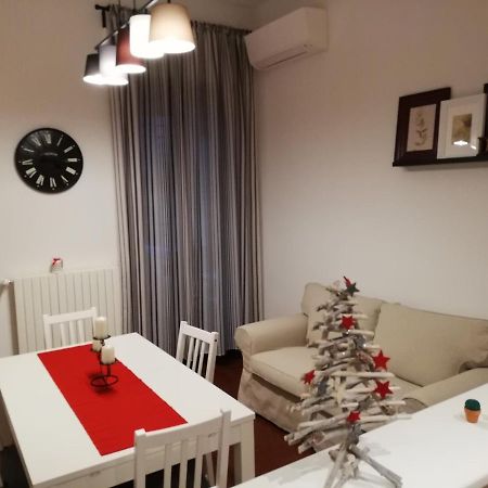 Apartamento Davide & Mary Friendly House Novara Exterior foto